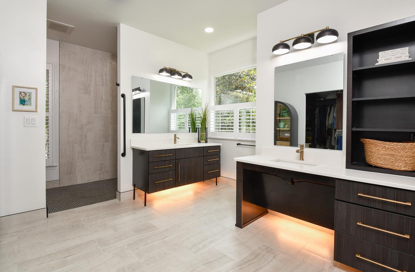 Frost White quartz bathroom vanity